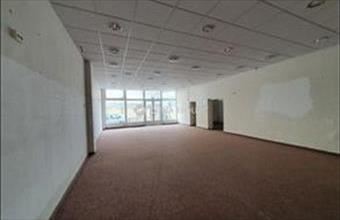 Kiadó Kecskeméti üzlethelyiség utcafronton hirdetés (43334892)