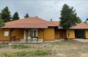 Eladó Kadarkúti családi ház hirdetés (37884816)