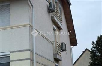 Eladó Kecskeméti tégla lakás hirdetés (64297447)