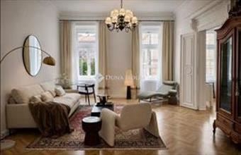 Eladó Budapest V. kerületi tégla lakás hirdetés (95557247)