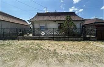 Eladó Monorierdői családi ház hirdetés (98877342)