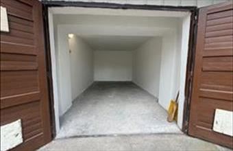 Kiadó Debreceni egyedi garázs hirdetés (48533468)