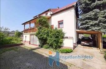 Eladó Gödöllői családi ház hirdetés (93774158)