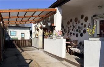 Eladó Budapest XV. kerületi családi ház hirdetés (35847333)