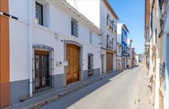 Eladó Spanyolországi sorház hirdetés (47399833)