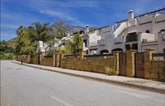 Eladó Spanyolországi sorház hirdetés (28694464)