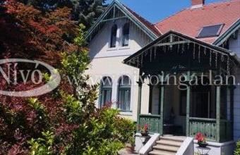 Eladó Veszprémi családi ház hirdetés (65774773)