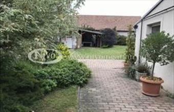 Eladó Veszprémi családi ház hirdetés (93942376)