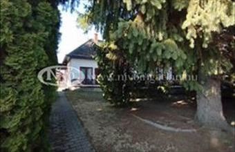 Eladó Veszprémi családi ház hirdetés (78897388)