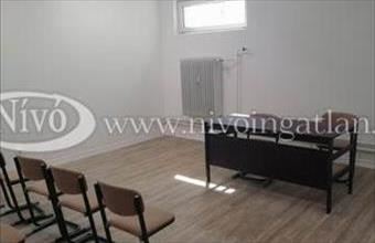 Eladó Veszprémi iroda irodaházban hirdetés (27794367)