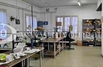 Kiadó Veszprémi műhely hirdetés (49743983)