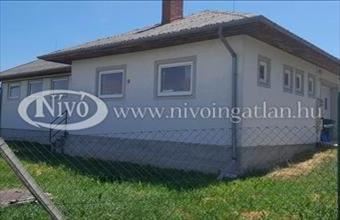 Eladó Nemesvámosi műhely hirdetés (65926741)