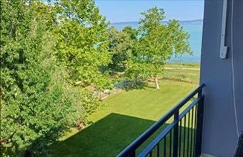 Eladó Siófoki tégla lakás hirdetés (71376924)