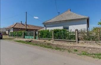 Eladó Mezőzombori családi ház hirdetés (73444553)