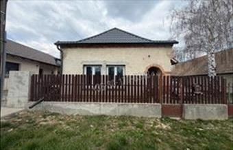 Eladó Kocsi családi ház hirdetés (27657843)