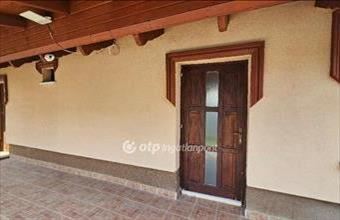 Eladó Örkényi családi ház hirdetés (56489323)