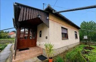 Eladó Tiszaföldvári családi ház hirdetés (68893354)