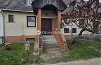 Eladó Lajosmizsei családi ház hirdetés (37278384)