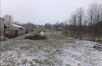 Eladó Gödöllői külterületi telek hirdetés (77172733)