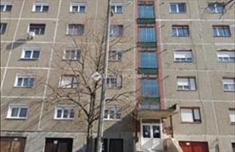 Eladó Békéscsabai panel lakás hirdetés (36383212)