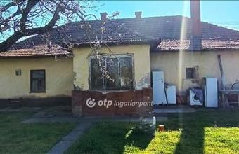 Eladó Tiszajenői családi ház hirdetés (54995826)