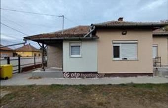 Eladó Szeghalomi családi ház hirdetés (24759784)