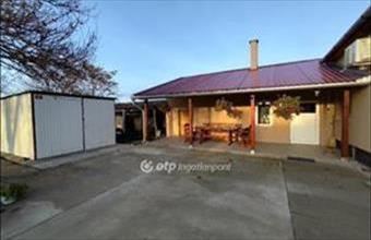 Eladó Kétegyházai családi ház hirdetés (43744255)