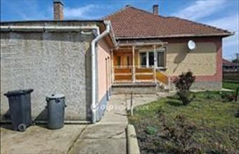 Eladó Sarkadi családi ház hirdetés (35597689)