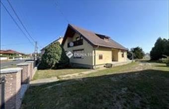 Eladó Lukácsházai családi ház hirdetés (73312884)