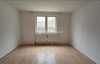 Eladó Pilisjászfalui tégla lakás hirdetés (54455437)