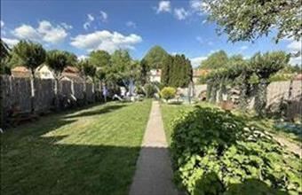 Eladó Váci ikerház hirdetés (67316342)