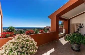 Eladó Spanyolországi sorház hirdetés (94213753)