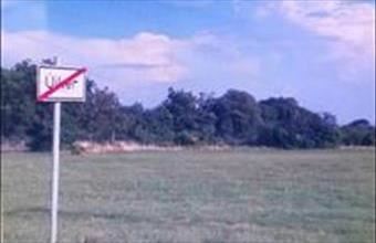 Eladó Újkéri lakóövezeti telek hirdetés (42774535)