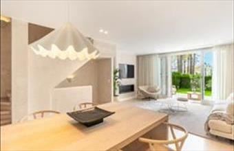 Eladó Spanyolországi sorház hirdetés (54547639)