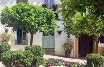 Eladó Spanyolországi sorház hirdetés (38733472)