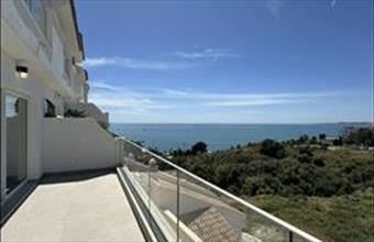 Eladó Spanyolországi sorház hirdetés (77497573)