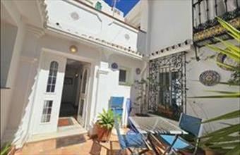 Eladó Spanyolországi sorház hirdetés (99574345)