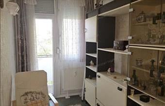 Eladó Győri panel lakás hirdetés (49969925)