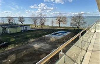 Eladó Siófoki tégla lakás hirdetés (98935774)