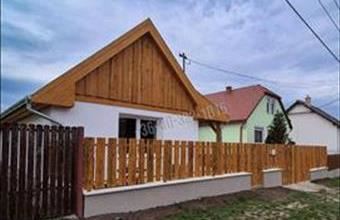 Eladó Vértesboglári családi ház hirdetés (34534424)