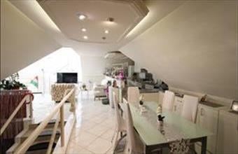 Eladó Gödöllői családi ház hirdetés (54843783)