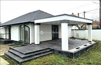 Eladó Izsáki családi ház hirdetés (97424744)