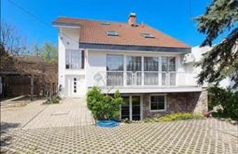 Eladó Budapest XV. kerületi családi ház hirdetés (82629766)