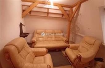 Kiadó Győri iroda családiházban hirdetés (85935917)