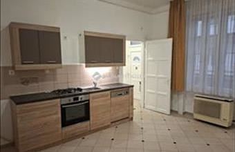 Eladó Budapest VIII. kerületi tégla lakás hirdetés (43783524)