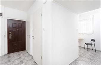 Eladó Mosonmagyaróvári panel lakás hirdetés (64343423)