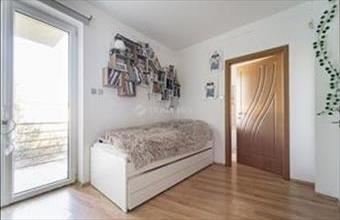 Eladó Budapest III. kerületi ikerház hirdetés (26547434)