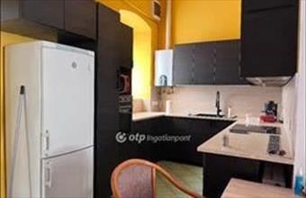 Eladó Pécsi tégla lakás hirdetés (71863727)