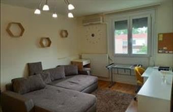 Eladó Pécsi panel lakás hirdetés (95464685)