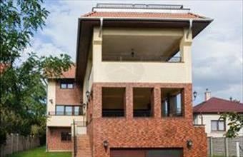 Eladó Szentendrei családi ház hirdetés (77731376)